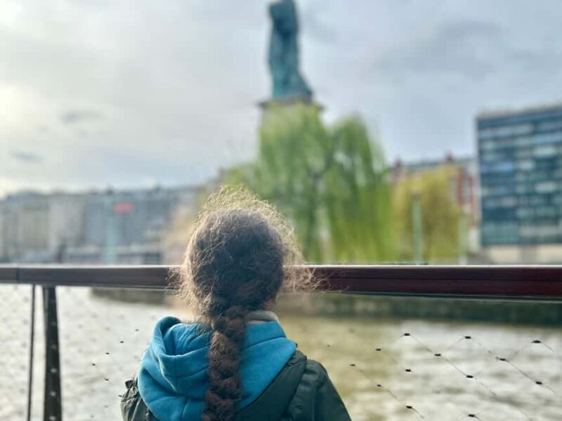 Paris: Sightseeing Cruise with 'Les Incollables' Quiz - A Deep Dive into the Experience