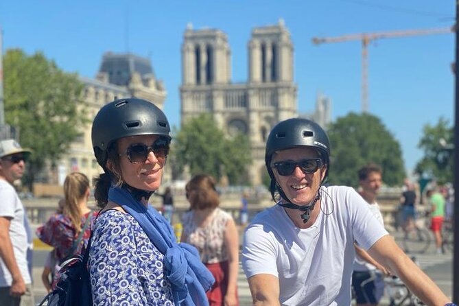Paris Sightseeing Family Friendly Guided Electric Bike Tour - Unique Perspective of Paris
