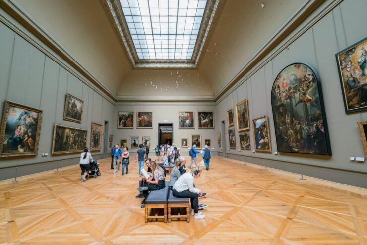 Paris: Skip-the-Line Louvre Museum Masterpieces Guided Tour - Highlights of the Tour