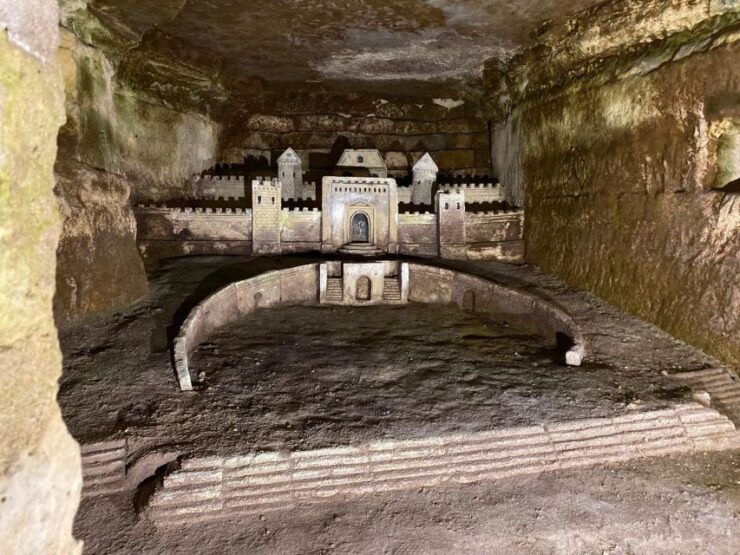 Paris: Small-Group Catacombs Tour With Skip-The-Line Entry - Experience