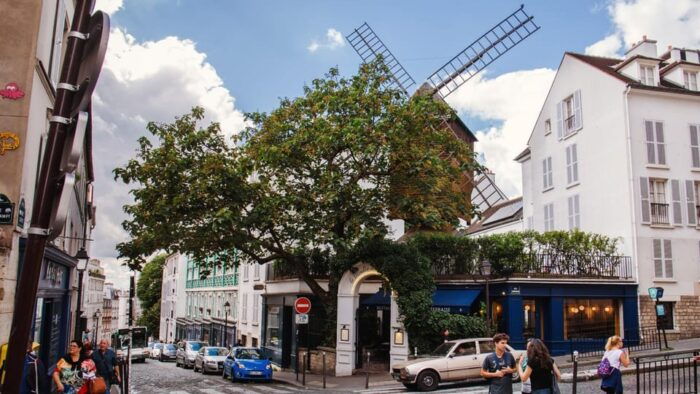 Paris: Small Group Montmartre Tour & Sacre Coeur - Customer Feedback and Inclusions