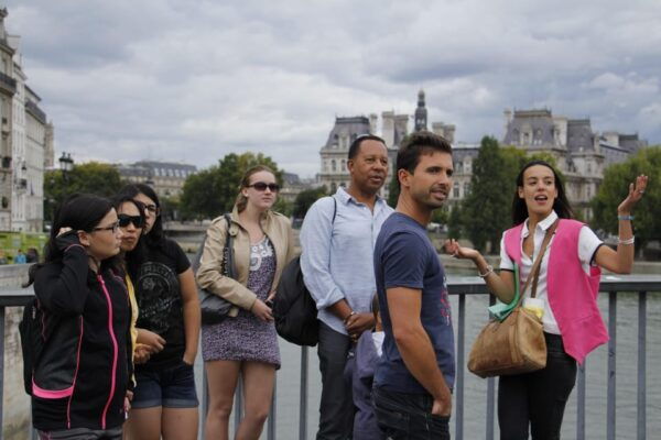 Paris: Small Group Walking Tour of Marais - Questions You May Have