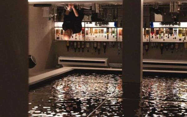 Paris: Speakeasy and Hidden Bars Guided Tour - Variety of Drinks and Personalized Service