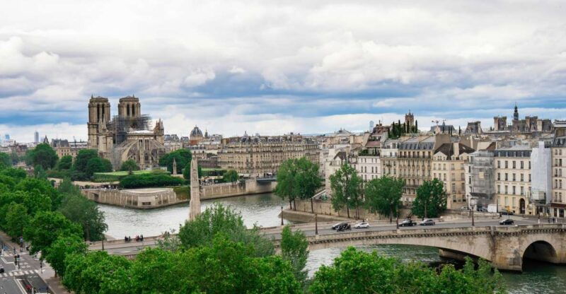 Paris: Ste-Chapelle, Conciergerie, Notre Dame Private Tour - Good To Know