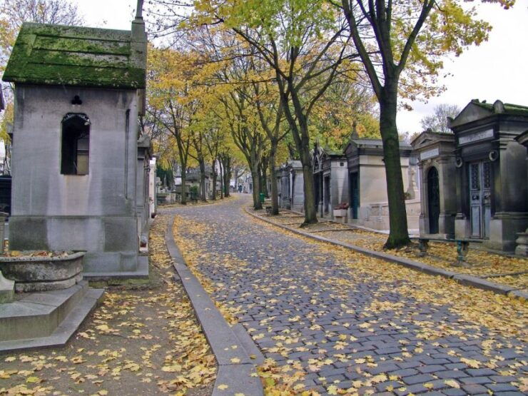 Paris: Stories of Père Lachaise Cemetery Walking Tour - Tour Cancellation and Booking Policy