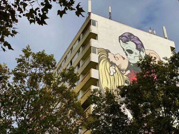 Paris: Street Art Smartphone Audio-Guided Tour - Meeting Point and Transportation