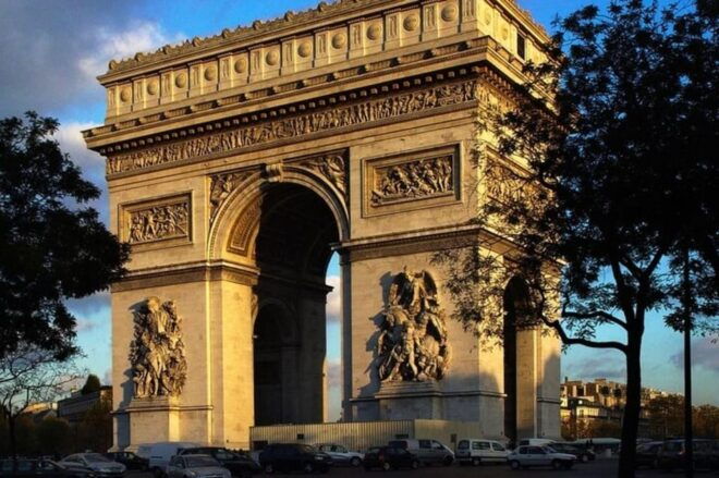 Paris : Street Art Walking Tour With A Guide - Itinerary and Key Locations