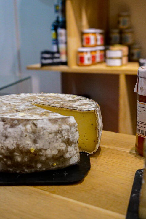 Paris: Tasting Experience at La Cave De Fantomas - Key Points