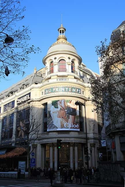 Paris: The Great Crosswalk! Chronological view of Paris! - The Final Climb: Montmartre and Beyond