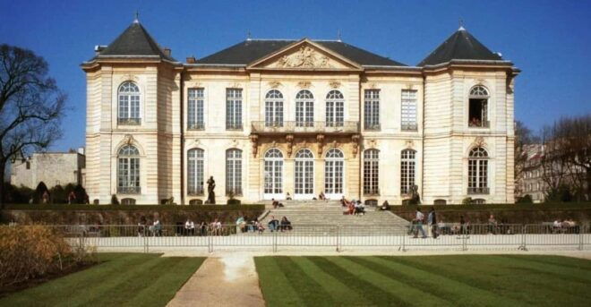 Paris: The Rodin Museum and Digital Audio Guide App - Navigating the Museum
