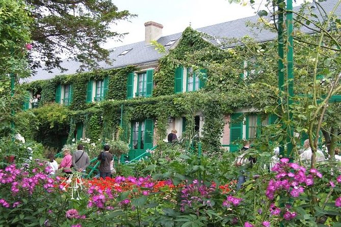Paris to Giverny Round-Trip Transfer With Skip-The-Line Ticket - Cancel 24H Prior & Full Refund - Overview of the Tour