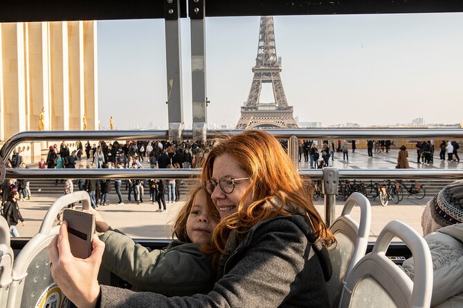Paris Tootbus Kids Tour Sightseeing Live Guided Tour - Easy Navigation With Tootbus App