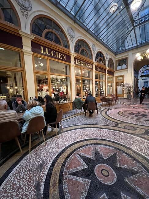 Paris & Versailles Chic City Tour onboard our Range Rover - What Makes the Luxury Range Rover Special?