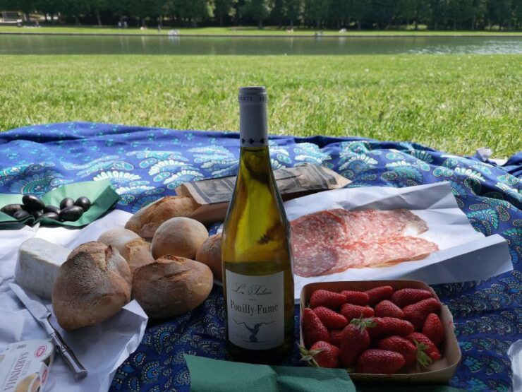 Paris: Versailles Palace & Trianon Castles E-Bike Tour - Activity Details