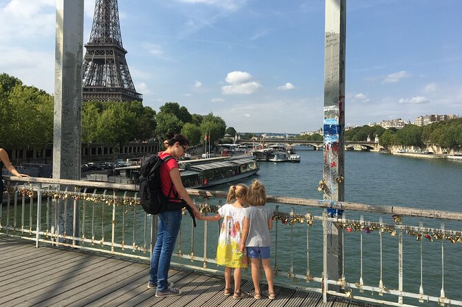 Paris: Welcome Walking Tour With a Seine River Cruise - Walking Tour Highlights
