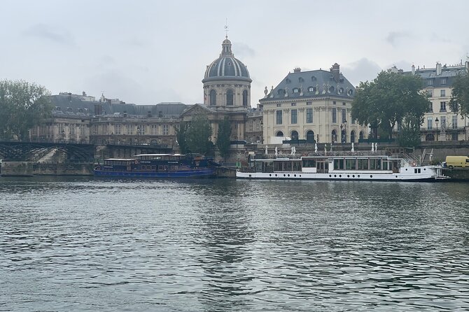 Paris: Welcome Walking Tour With a Seine River Cruise - Common Questions