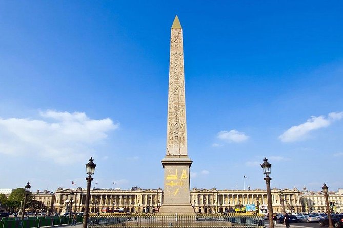 Paris With Love Most Known Attractions Tour - Tour Overview