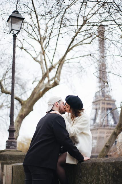 Paris: Wonderful Photoshoot With a Professional Photographer - Key Points