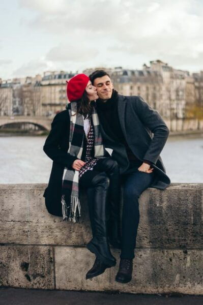 Paris: Wonderful Photoshoot With a Professional Photographer - How to Prepare for Your Session