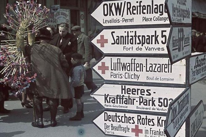 Paris World War 2 the True Story of the Occupation 1940-1944 Small Group Tour - Small Group Experience