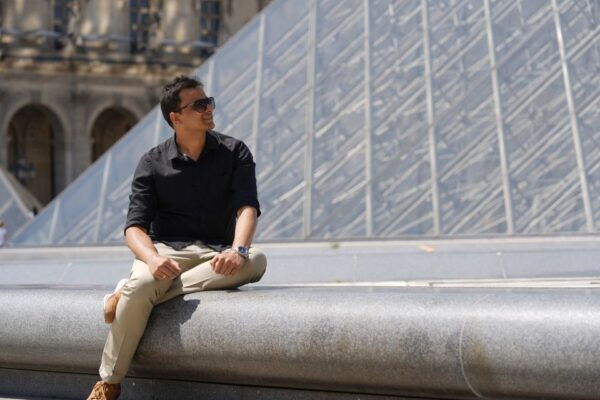 Paris: Your Own Private Photoshoot At Louvre Museum - The Sum Up
