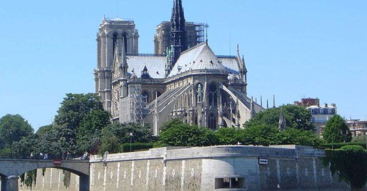 Parisian Charm: Discovering the Heart of the City With Local - Hidden Gems and Local Spots