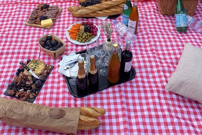 Parisian Picnic by the Eiffel Tower: a Tast of French Specials - Expertly Curated Picnic Experience