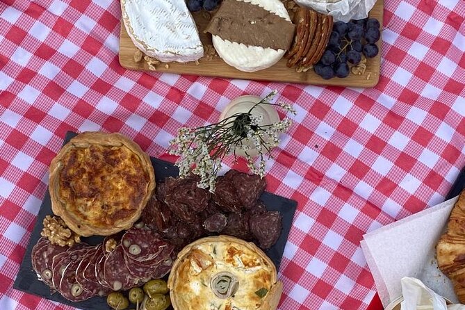 Parisian Picnic by the Eiffel Tower: a Tast of French Specials - Common Questions