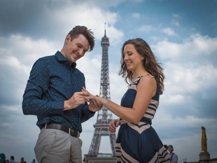 Parisian Proposal Perfection. Photography/Reels & Planning - Capturing Your Moments: Photography Packages