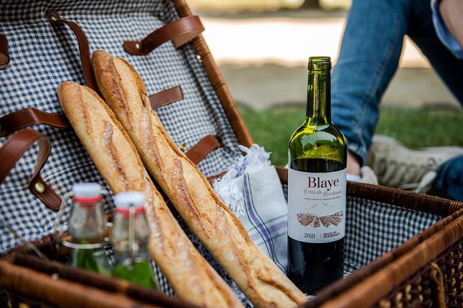 Parisian Romantic Picnic - Meeting and Pickup Information
