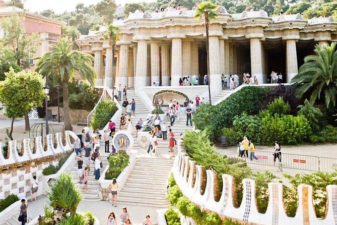 Park Guell Guided Tour With Skip the Line Ticket - Booking and Availability