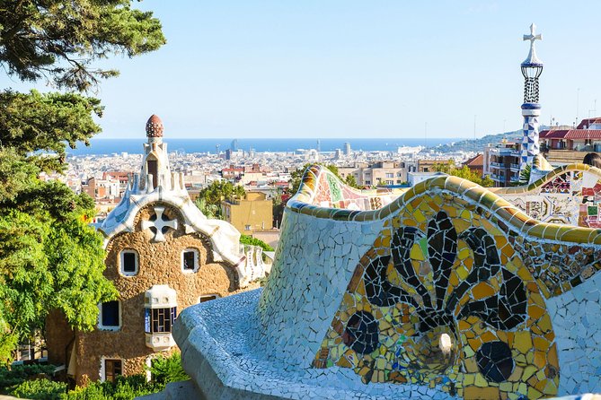 Park Guell Guided Tour With Skip the Line Tickets - Mixed Reviews on Third-Party Vendors