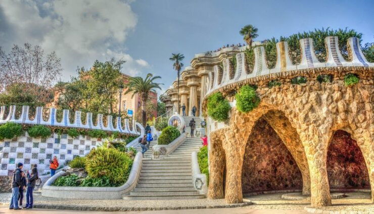 Park Güell: Skip-the-Lines Guided Tour - Tour Experience