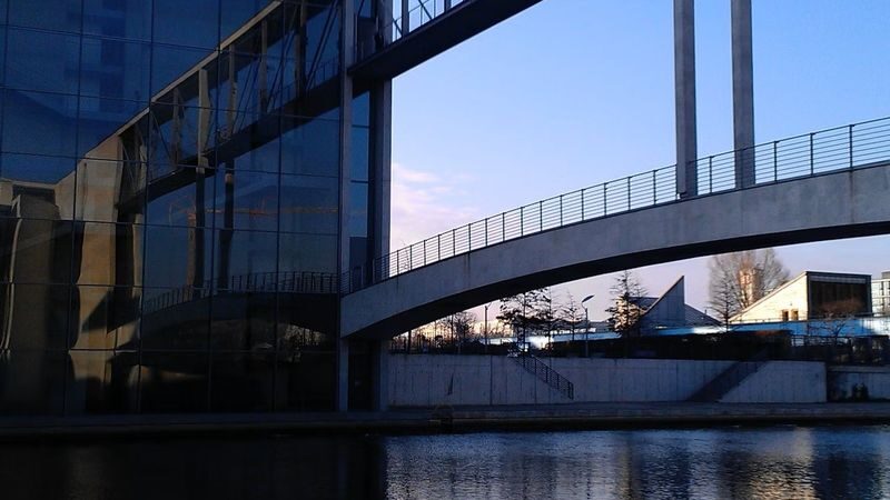Parliament District Tour in Berlin - A short walk with a big political story