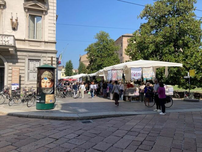 Parma: Discover and Taste Market and Street Food! - Taking in Piazza Ghiaia Market