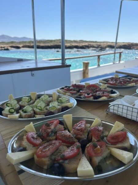 Paros Antiparos: Full-Day Sailing Cruise With Lunch & Drinks - The Sum Up