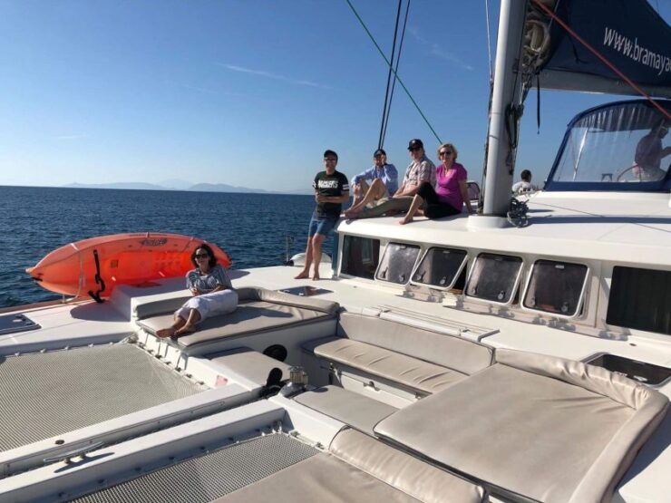 Paros: Catamaran Cruise With Swimming, Meal and Drinks - Live Tour Guide and Personalized Pickup Included