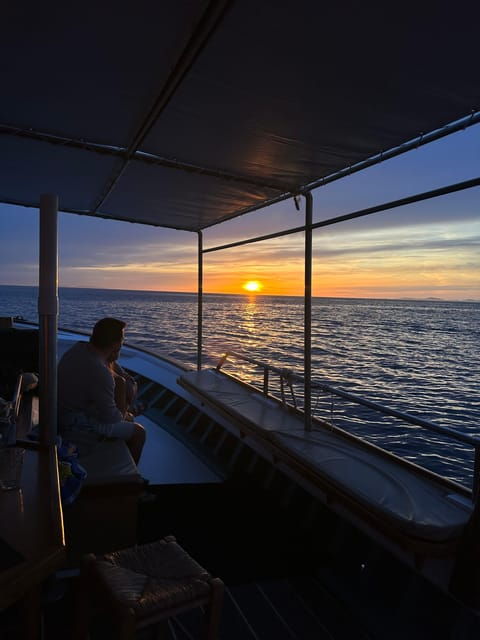 Paros: Highlights Tour With Fishing & Tasting in Naoussa - Sunset Cruise Experience