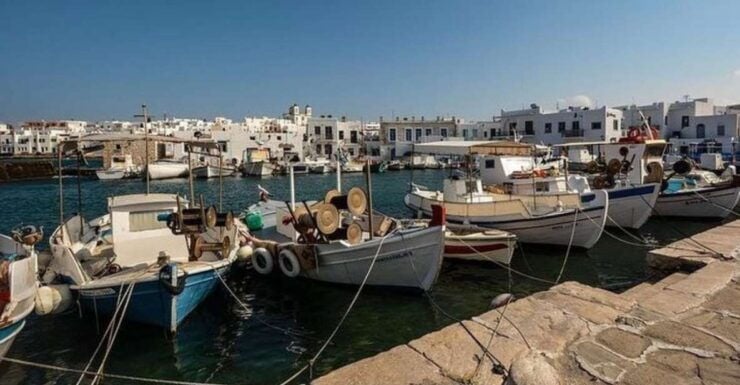 Paros Island Highlights Bus Tour & Boat Trip to Antiparos - Experience Highlights