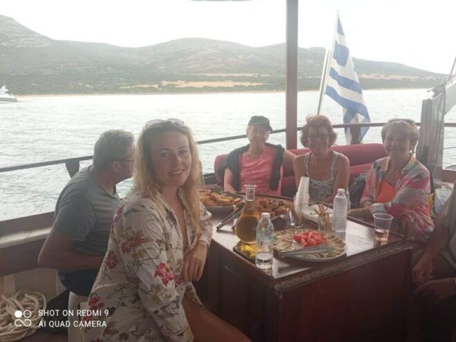 Paros: Traditional Gulet Shared or Private Island Cruise - Booking Details