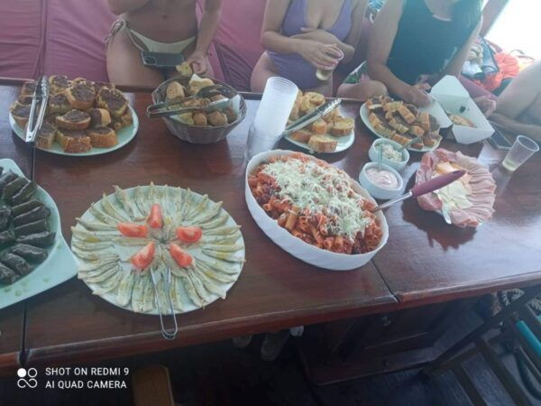 Paros: Traditional Gulet Shared or Private Island Cruise - Free Cancellation and Flexible Payment