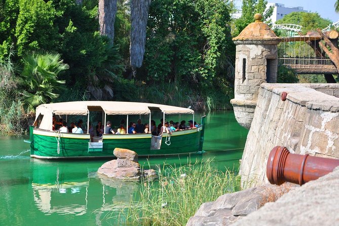 Parque Isla Magica Admission Ticket - Background