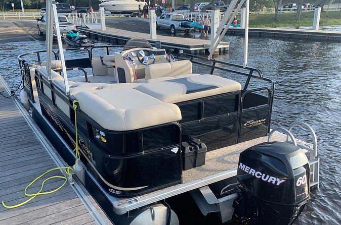 Party Barge Pontoon Boat Rental to 8 Persons with Fuel in Orlando - Practical Tips for Booking and Making the Most of Your Rental