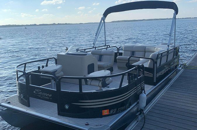 Party Barge Pontoon Boat Rental to 8 Persons with Fuel in Orlando - FAQs