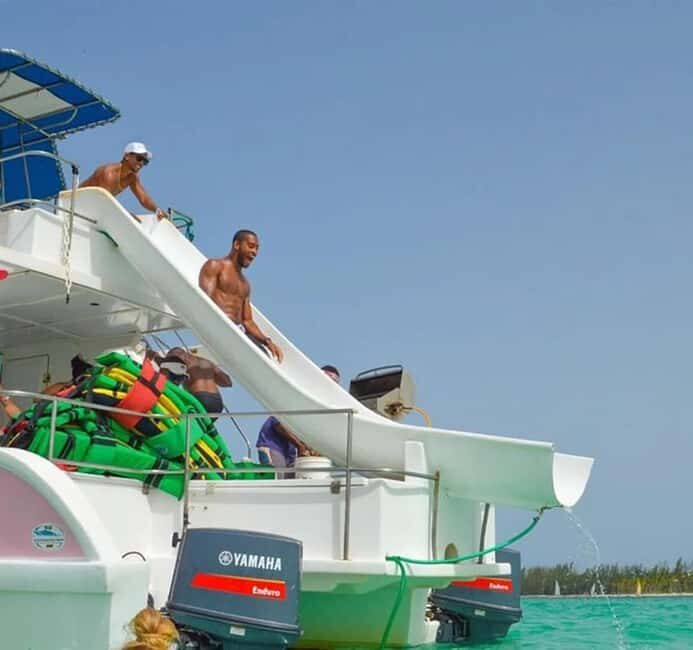 Party Boat / Fiesta En Catamarán En Punta Cana / Free Drinks - Authentic Experiences and Insights from Reviews