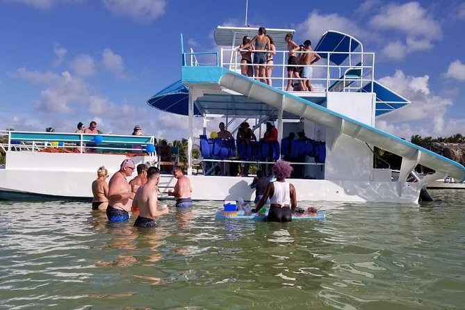 Party Boat in Punta Cana - Booze Cruse - Inclusions and Amenities