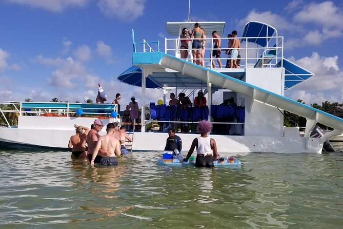 Party Boat in Punta Cana - Booze Cruse - Meeting and Pickup Information