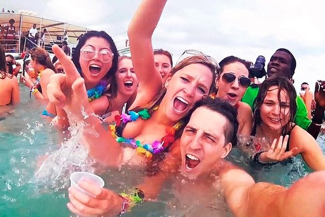 Party Boat in Punta Cana With Drinks and Transportation Included - Meeting and Pickup Details