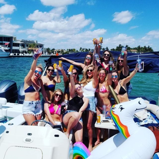Party Pontoon Boat W/ Captain, Private up to 12ppl - Additional Information