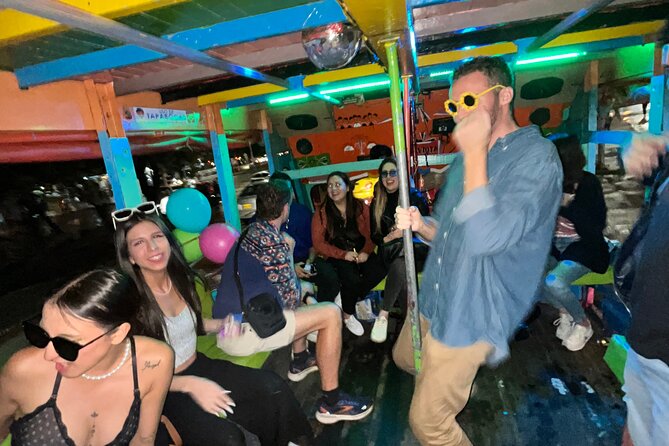 Party Tour: 6 Clubs, Chiva, After Party and Rooftop - Inclusions